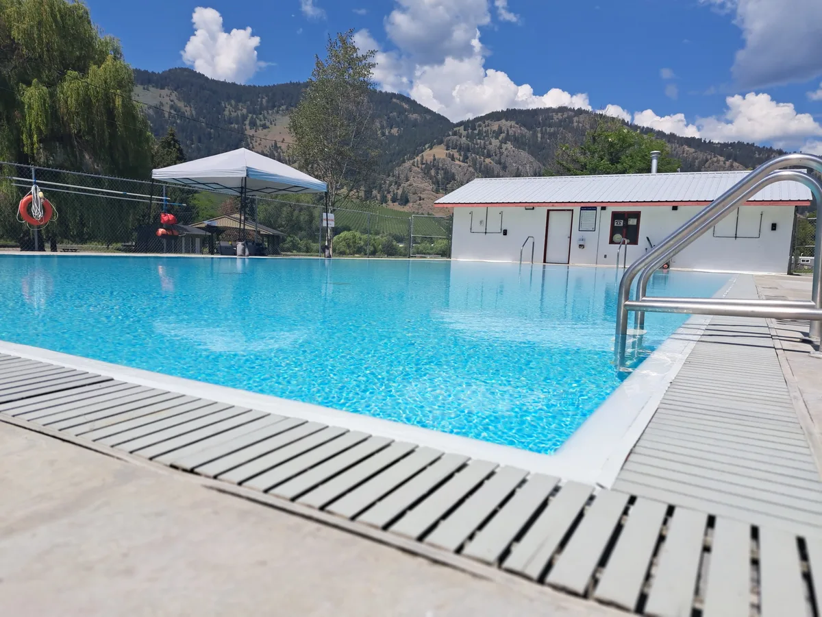 Lavington Pool